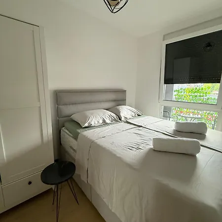 Apartament Avenija